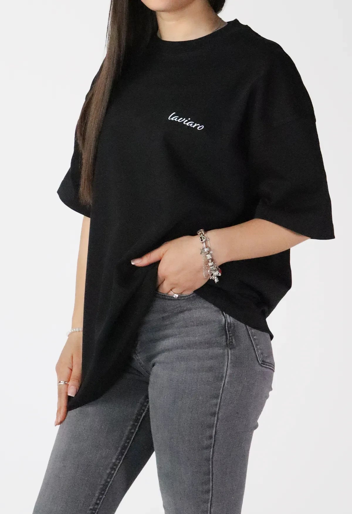 "DREAMERS NEVER REST" TEE | BLACK