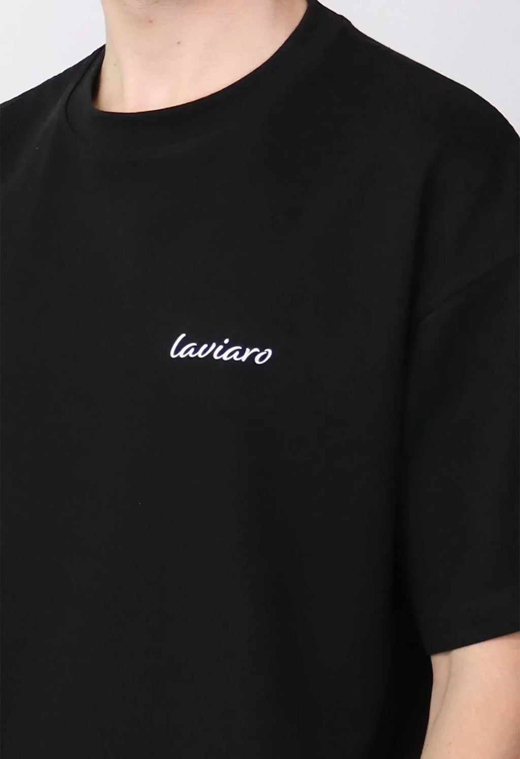 "DREAMERS NEVER REST" TEE | BLACK