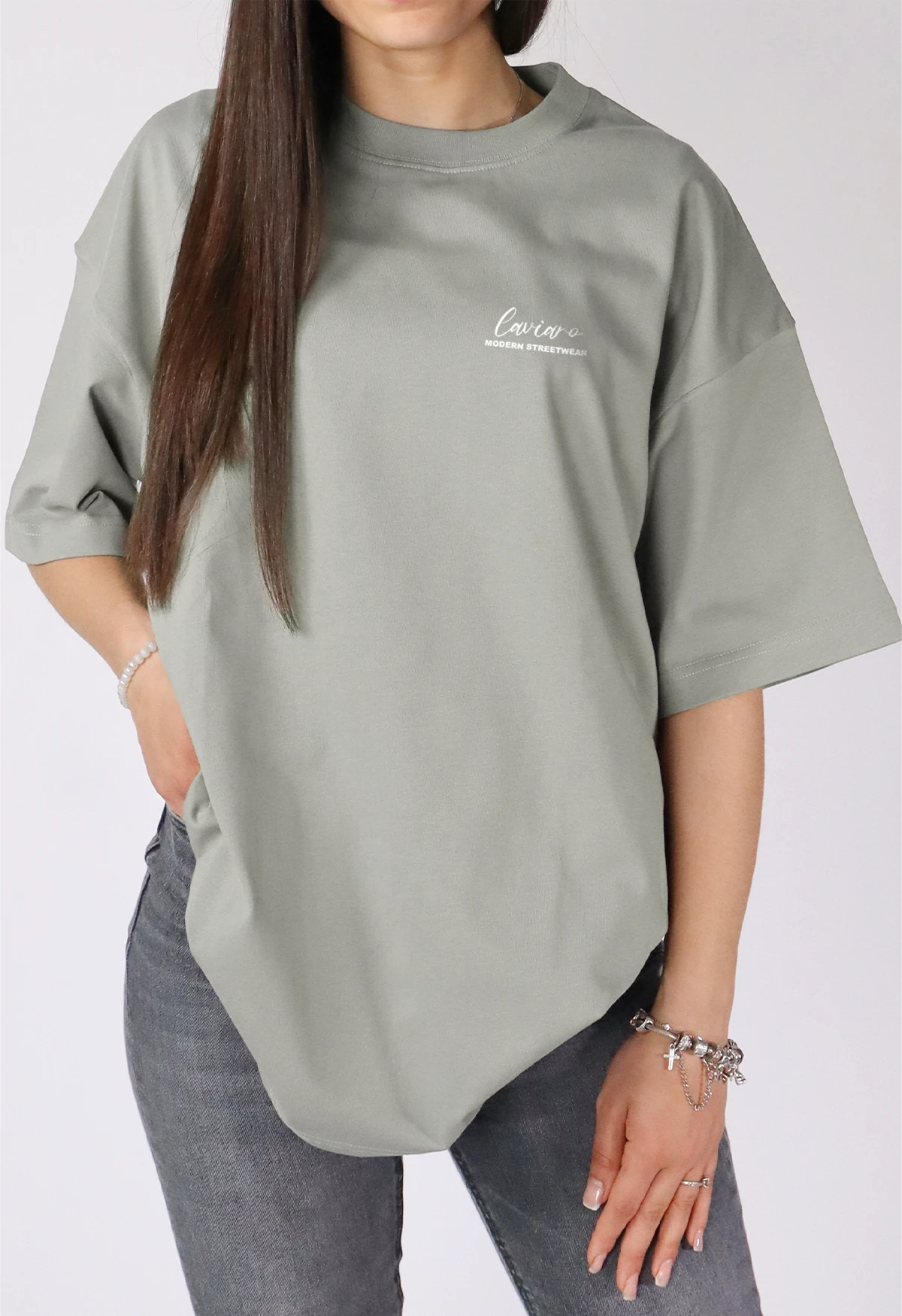 "WORN BY FEW" TEE | GREY