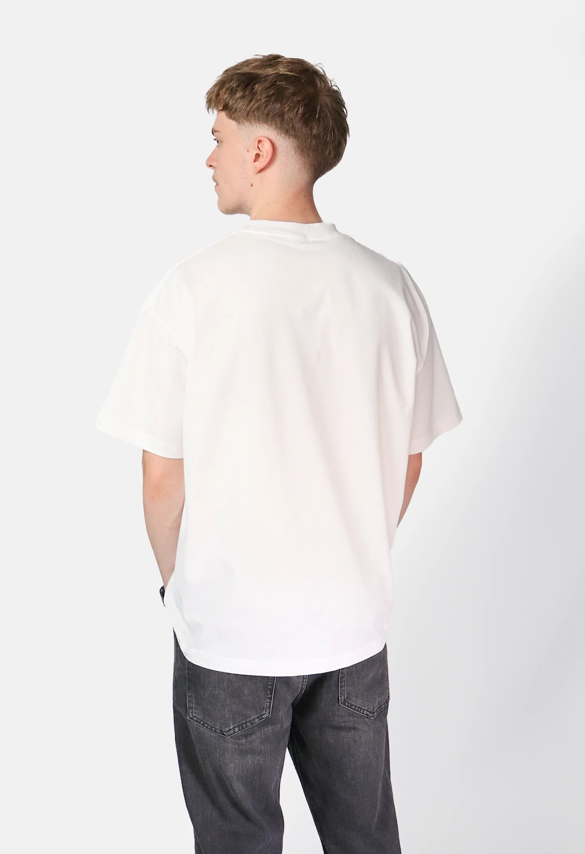BASIC TEE | WHITE